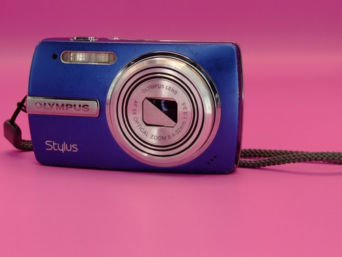 Vintage 2000s olympus stylus - vintage,