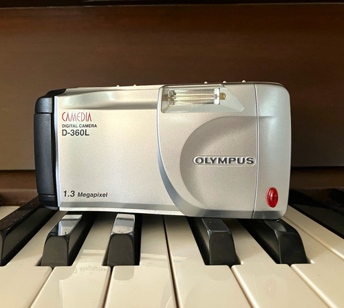 Olympus camedia 360l - d-360l, compact
