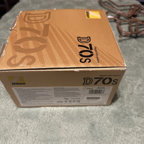 Nikon d70s 1mp - 6.1mp, dslr